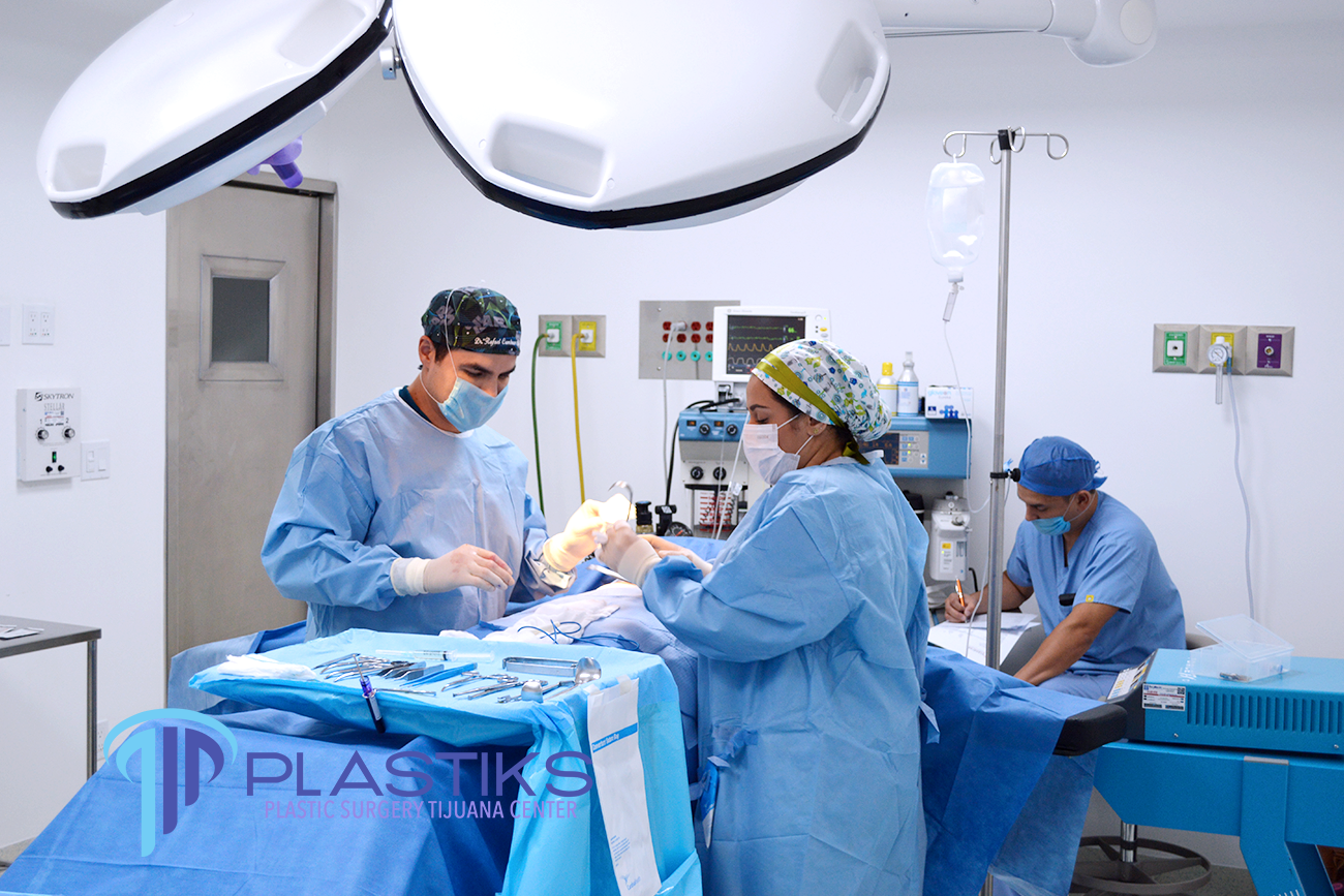 Plastic Surgery Tijuana (PLASTIKS) was founded by board-certified plastic surgeon Dr. Rafael Camberos to offer women and men world-class plastic surgery in Tijuana, Mexico.